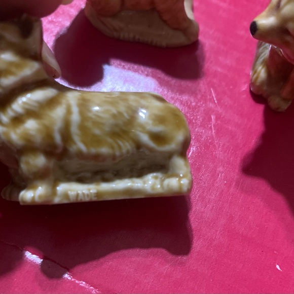 Wade England Collectible set of miniatures - Picture 13 of 16